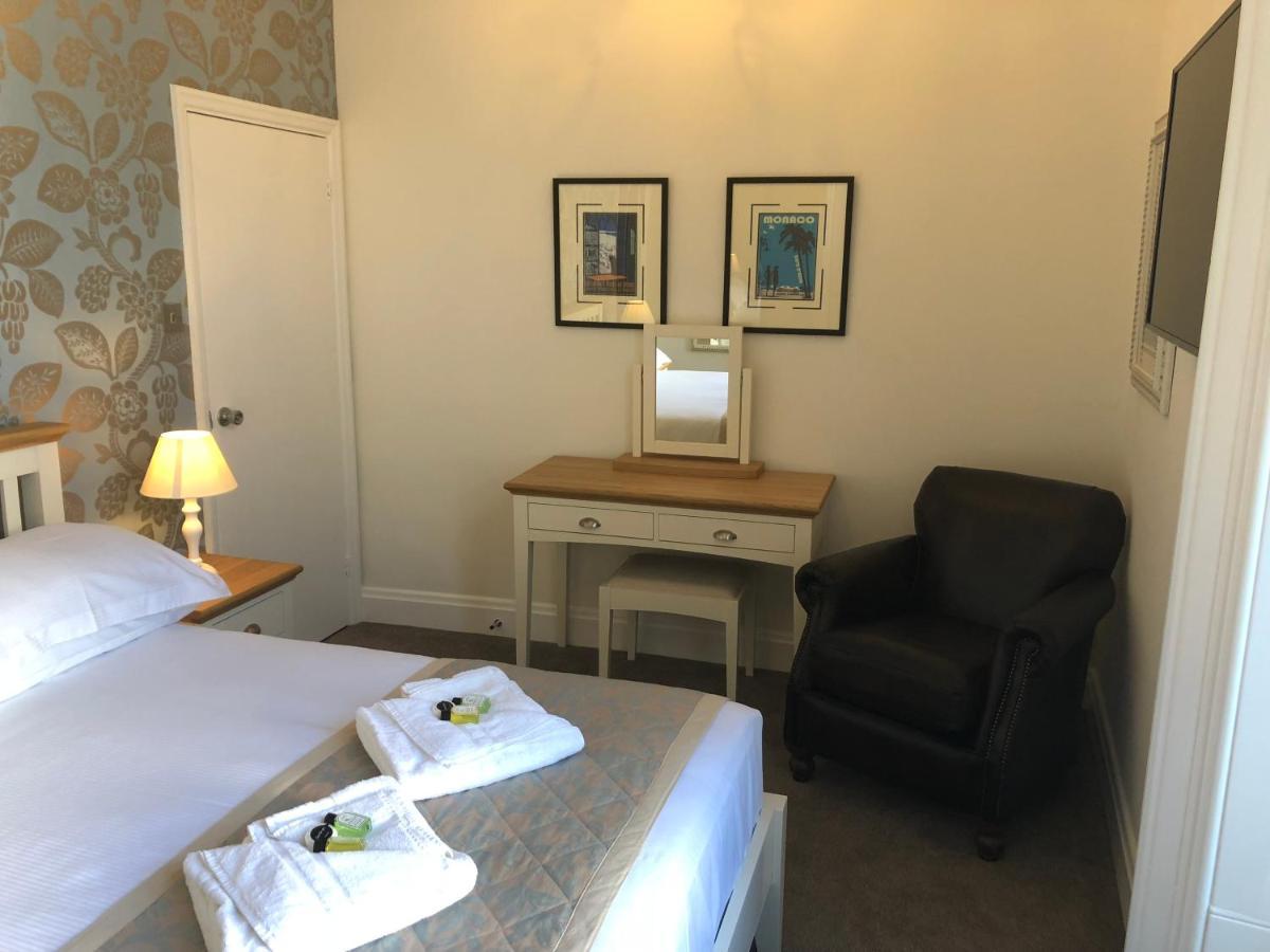 Almorah Hotel Saint Helier Ngoại thất bức ảnh
