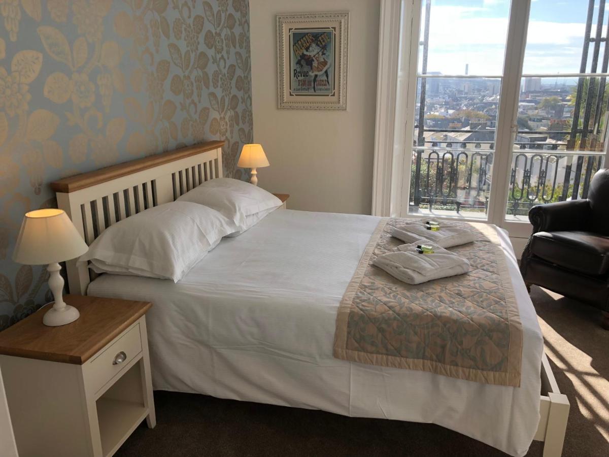 Almorah Hotel Saint Helier Ngoại thất bức ảnh